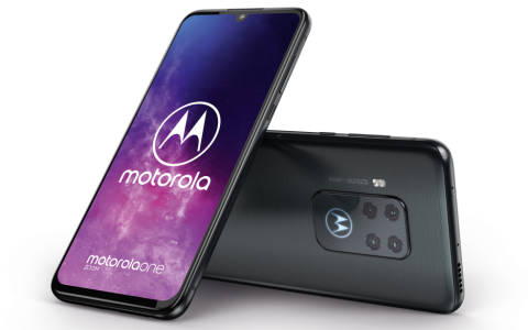 Das Motorola One Zoom