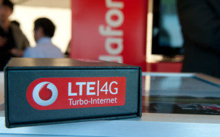 Die Verbrauchzentrale Sachsen hat angekündigt, den LTE-Anbieter Vodafone zu verklagen. Hintergrund ist die Drosselung des LTE-Tempos bei Erreichen eines bestimmten Datenvolumens – trotz Flatrate.