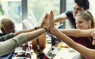 Teamwork Arbeitswelt positive Eigenschaften