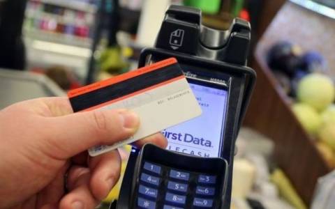 Die Debitkarte soll als Ersatz für die Girocard (früher: EC-Karte) dienen.