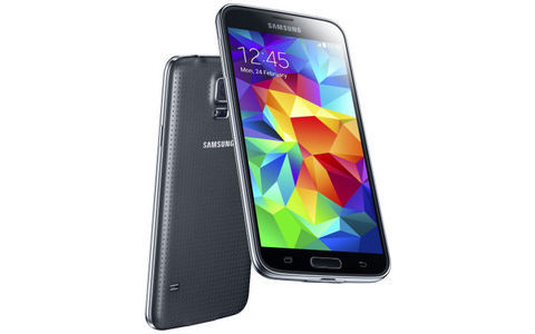 Das Samsung Galaxy S5 nutzt Android 4.4 und hat einen Quadcore-Prozessor mit 2,5 GHz und 2 GByte Arbeitsspeicher. Beim Datenspeicher soll es zwei Versionen mit 16 und 32 GB geben. Per MicroSD-Slot ist dieser um 128 GB erweiterbar.