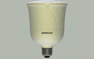 Der chinesische LED-Spezialist Sengled zeigt auf der CeBIT unter anderem eine LED-Leuchte mit Glühbirnenfassung und integriertem drahtlosen Lautsprecher.