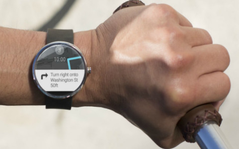Nach LG hat nun auch Motorola eine Smartwatch mit dem modifizierten Android-Betriebssystem „Android Wear“ angekündigt. Der elegante Hightech-Zeitmesser soll im Sommer auf den Markt kommen.