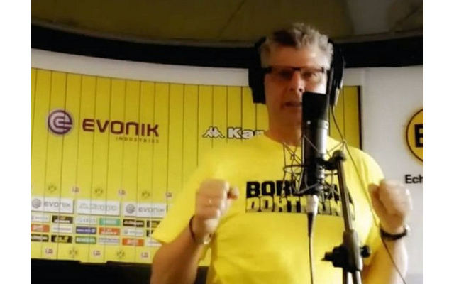 Platz 4: Den vierten Platz sichert sich der BVB mit den Clip „Norbert Dickel - Borussia, schenk' uns die Schale“. Der Song zum Saisonfinale 2012 wurde inzwischen 63.953 mal im Social Web geteilt. Viel Spaß mit dem Ohrwurm - hört sich irgendwie bekannt an,
