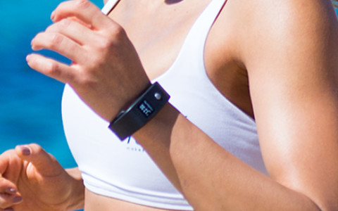 Runtastic stellt sein neues Smart Wearable namens Orbit vor, der die täglichen Bewegungen, Fitness-Aktivitäten und den eigenen Schlaf aufzeichnet – 24 Stunden am Tag. 