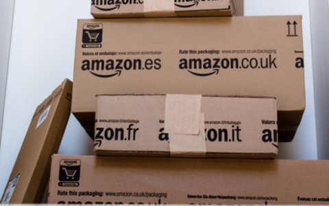 Amazon lockt seine Premium-Mitglieder mit einem neuen Vorteil: Diese können jetzt tagesaktuelle Angebote eine halbe Stunde vor anderen Kunden sehen - und bestellen.