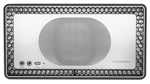 Die Rückseite des Bowers & Wilkins T7 Bluetooth-Speaker