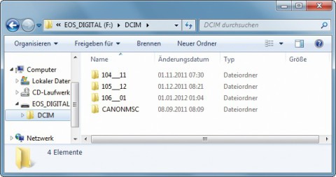 Speicherkarte einer Digitalkamera: Digitalkameras verwenden das Dateisystem DCF. Es schreibt vor, dass Fotos im Ordner „DCIM“ gespeichert werden.