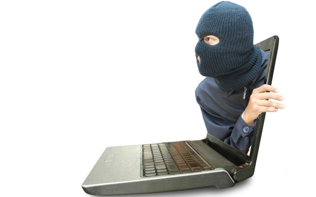 Identitätsdiebstahl, Spionage & Co. – aus Angst vor Bedrohungen hat knapp die Hälfte der Internetnutzer ihre Online-Aktivitäten im vergangenen Jahr eingeschränkt.