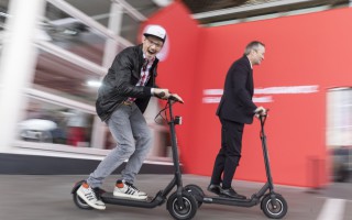 Vodafone unterstützt das Tretroller-Projekt "Egret"