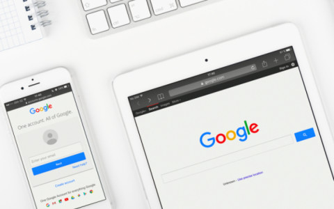 Google auf Tabelt und Smartphone