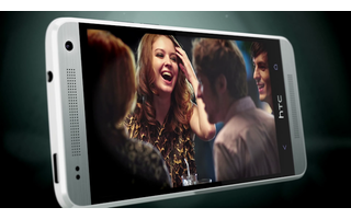 Sie möchten das neue HTC One Mini in Full-HD erleben? Kein Problem: HTC präsentiert sein neues Mini-Modell in einem Youtube-Videoclip.