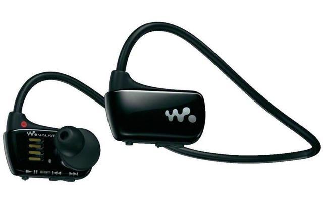 Der Sony NWZ-W273 ist ein kompakter und wasserdichter MP3-Player mit In-Ear-Kopfhörern und 4 GByte internem Speicher.