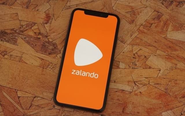 Zalando-App auf einem Smartphone