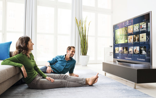 Darauf dürften viele Nutzer eines Samsung Smart-TV gewartet haben: Eine neue Android-App vereint endlich einen elektronischen Programm-Guide und eine TV-Fernbedienung.