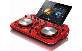 Mobiles DJ-Pult -  Das DJ-Pult Pioneer Digital DJ WeGo2 macht jeden iPad-Besitzer zum Turntable-Rocker. Das in Rot und Weiß erhältliche Gerät ist mit vielen DJ-Softwares kompatibel und soll auch Neulingen einen leichten Einstieg ermöglichen. Das kompakte 