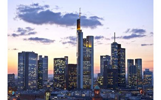 Platz 6 deutschlandweit: Frankfurt am Main (Foto: Eisenhans, Fotolia.com) Frankfurt am Main liegt mit 24 Prozent auf Platz 6 der deutschen Staustädte. 