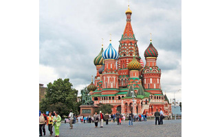 Platz 1 weltweit: Moskau (Foto: Tim Caspary, Pixelio.de) Am wenigsten Fortschritt gibt es - auch in verkehrstechnischer Sicht - in der russischen Metropole Moskau. Hier braucht man im Schnitt 74 Prozent länger zu den Hauptverkehrszeiten, das bedeutet Plat