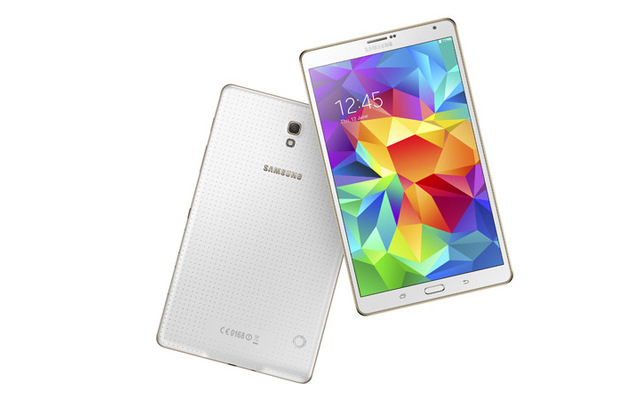 Samsung Galaxy Tab S 8.4 - Darüber hinaus verfügen beide Modelle optional über ein LTE-Modul, WLAN-ac sowie einen Slot für MicroSD-Karten zur Speichererweiterung des 16 beziehungsweise 32 GB großen internen Speichers.