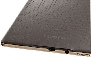 Leistungsstark: Der Samsung Exynos-Octacore im neuen Galaxy Tab S 8.4 ist eine Kombination aus zwei Quadcore-Prozessoren mit unterschiedlichen Taktfrequenzen (1,9 und 1,3 GHz). 