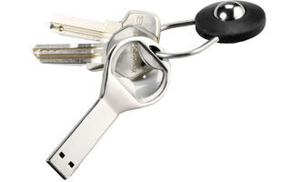 Für alle, die noch keinen Flaschenöffner am Schlüsselbund haben, kommt auch dieser USB-Stick 3in1 von Intenso in Frage.
