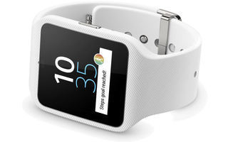 Sony SmartWatch 3 SWR50 - Die neue SmartWatch von Sony nutzt jetzt Android Wear. Die wasserdichte Uhr lässt sich per Sprache steuern, verfügt über einen GPS-Empfänger und dient in Verbindung mit einem Headset auch als Musik-Player.