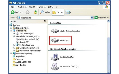 USB-Stick als Festplatte: Das Laufwerk „E:“ ist in Wirklichkeit ein USB-Stick. Dank eines speziellen Treibers behandelt Windows ihn aber als Festplatte und nicht als „Gerät mit Wechselmedium“ (Bild 1).