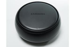 Das Samsung DeX ist zusammengeklappt sehr kompakt.
